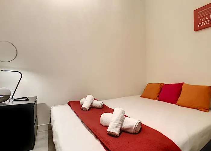 Nestor&jeeves - Chill Lounge - Center, Close Sea